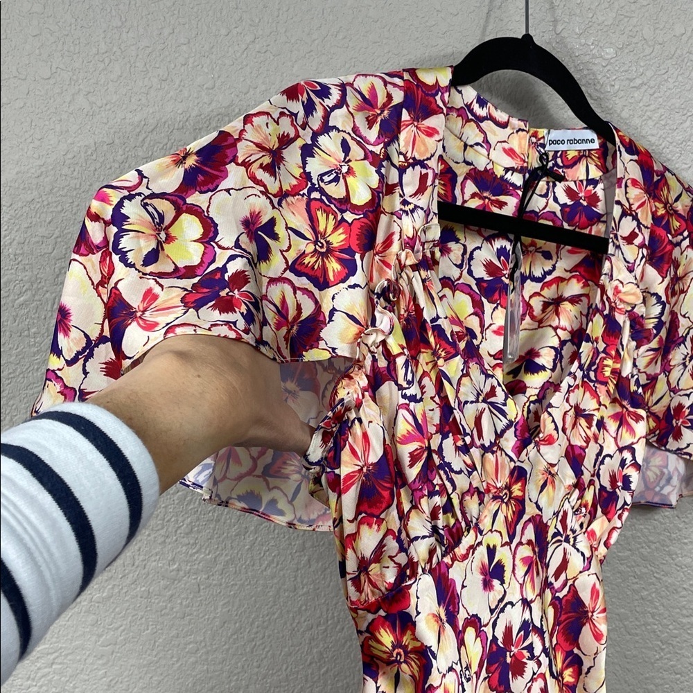 NWT Paco Rabanne Sunny Pansy Printed Cape Sleeve Floral Top Sz 34 - Picture 6 of 15